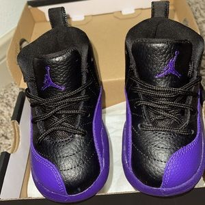 NO OFFERS!!! Like new worn once 7c